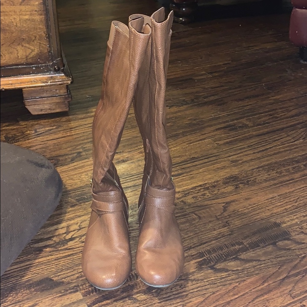 brown riding boots